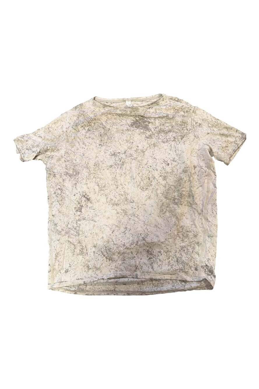 Lululemon T-Shirt Size L Gray White Distressed Print